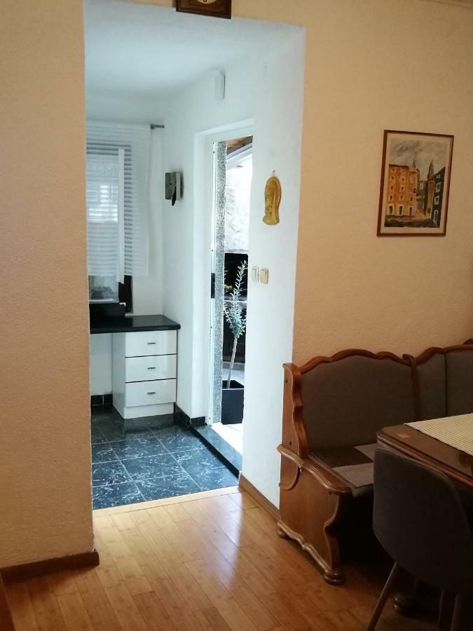 Radun Apartment Split Bagian luar foto